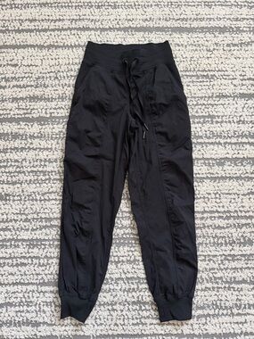 Lululemon Dance Studio Jogger Size 0 Black